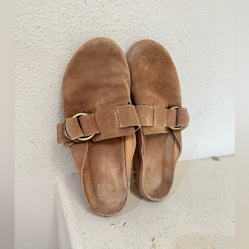 Rare BEEK Woman Size 9 Tan Suede Leather Shoes Vulture CLOGS Sandals Casual